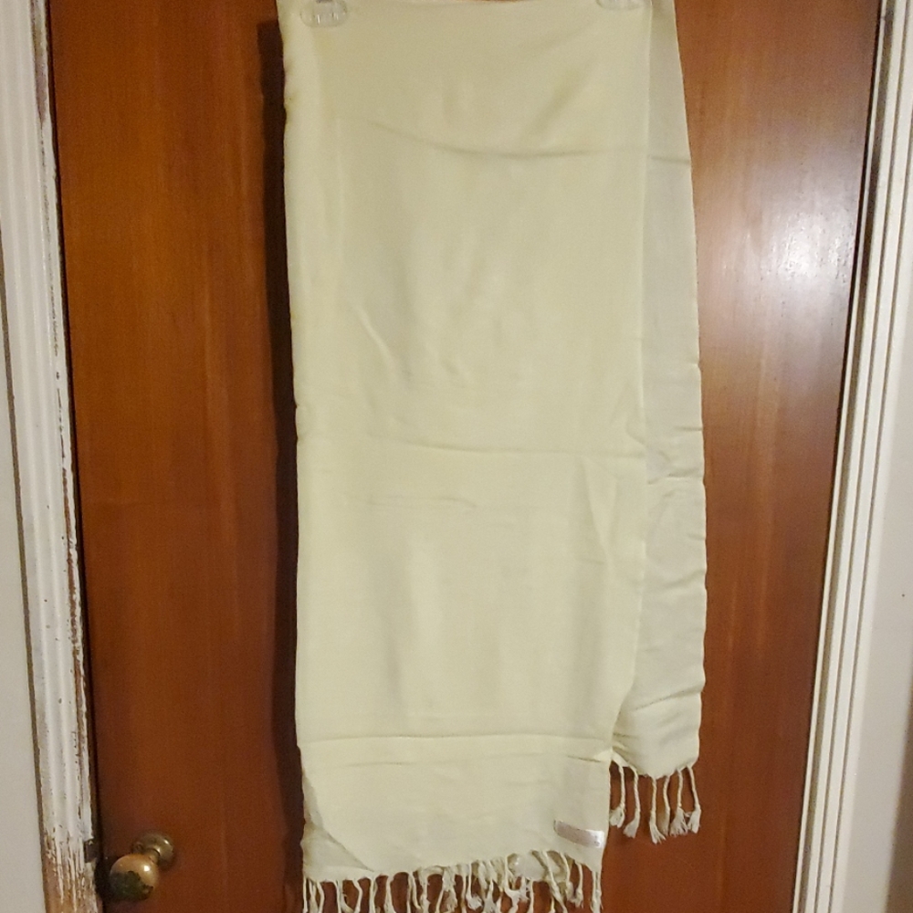 Pashmina scarf